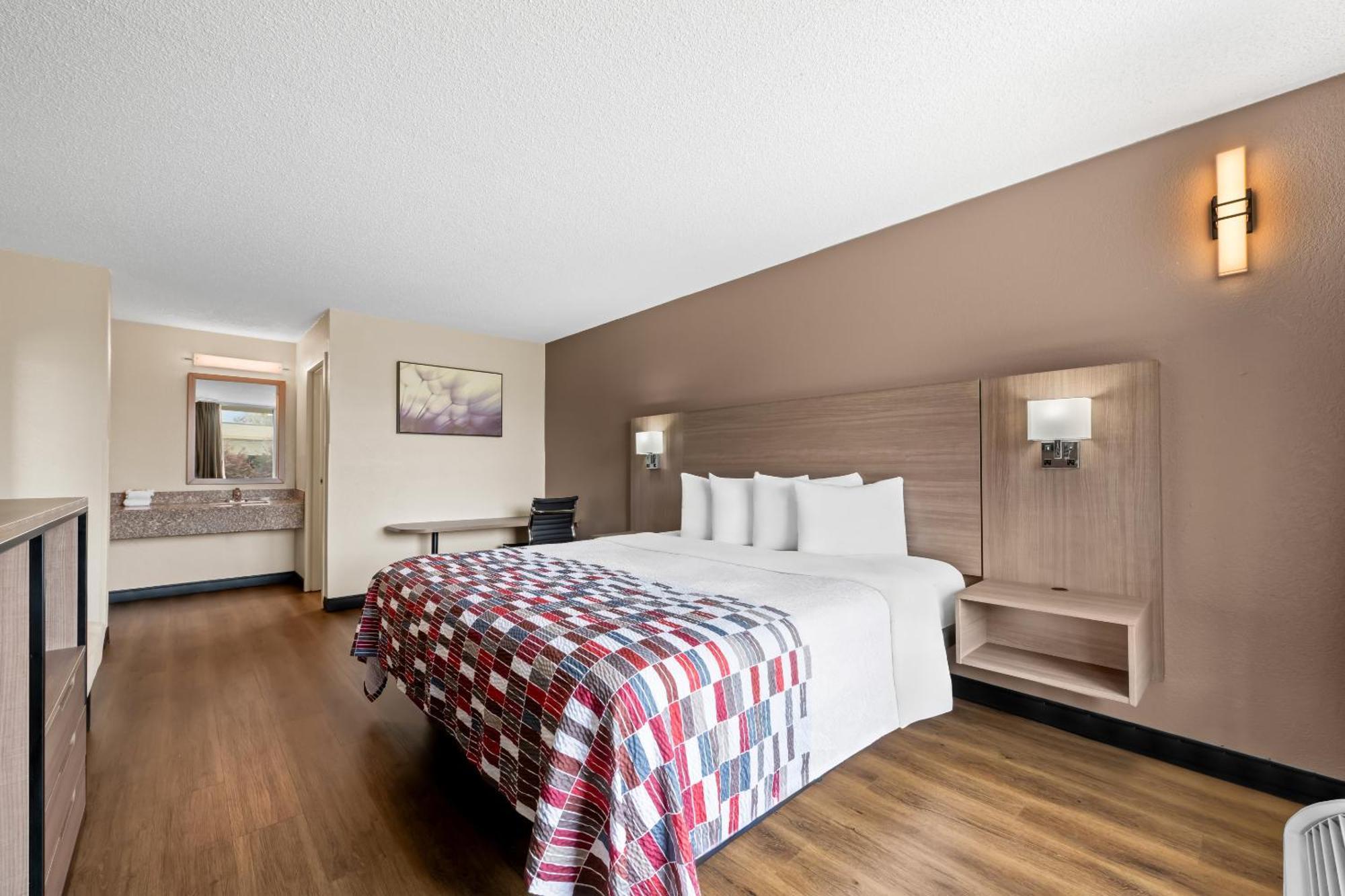 Red Roof Inn Charlotte - Airport Extérieur photo